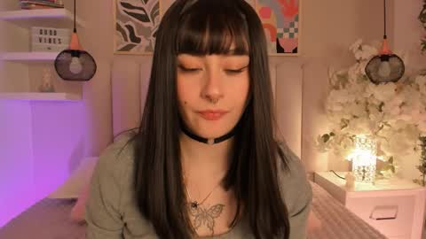 Snapshot of cute__cherry_ chatting on December 1, 3:00 am Amber online show from December 1, 3:00 am