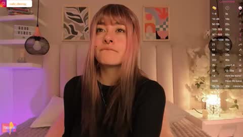 Snapshot of cute__cherry_ chatting on December 2, 8:48 pm Amber online show from December 2, 8:48 pm