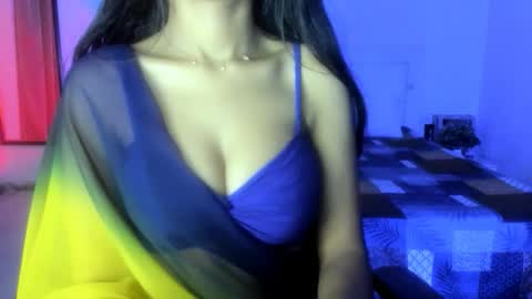 Alisha online show from March 21, 3:48 pm