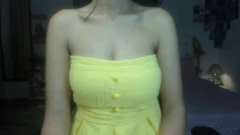 Snapshot of cute_alishaa chatting on July 3, 8:10 am Alisha online show from July 3, 8:10 am