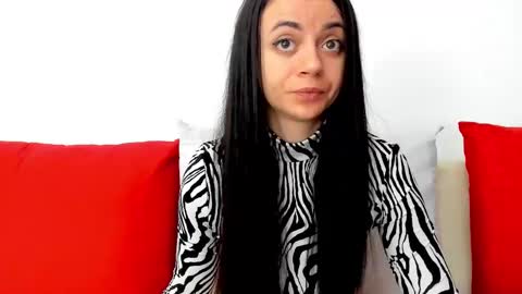 cute_angel95 online show from March 11, 6:10 am