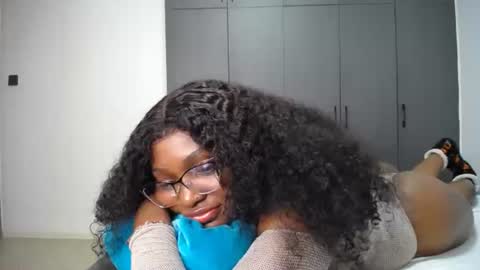 Snapshot of cute_ass18 chatting on July 11, 3:20 am Liya online show from July 11, 3:20 am