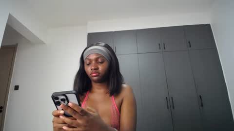 Snapshot of cute_ass18 chatting on July 28, 2:29 am Liya online show from July 28, 2:29 am