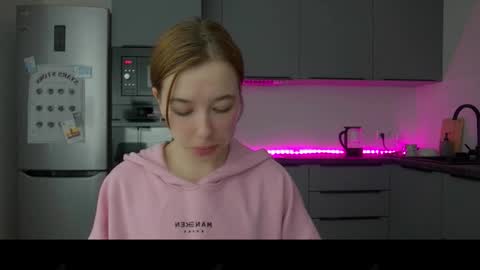 Amanda online show from December 4, 12:14 pm