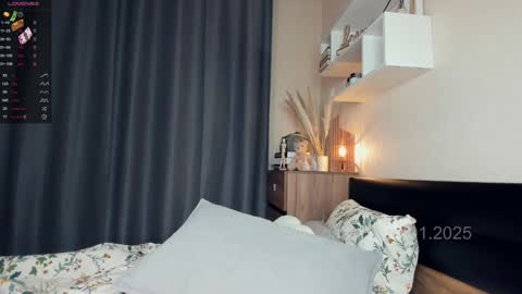 Snapshot of cute_caprice chatting on January 9, 1:39 am Alexa online show from January 9, 1:39 am