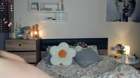 Snapshot of cute_caprice chatting on January 10, 4:33 am Alexa online show from January 10, 4:33 am