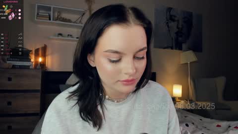 Snapshot of cute_caprice chatting on March 9, 6:06 am Alexa online show from March 9, 6:06 am