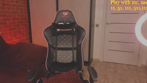 Everyday stream in the same time online show from January 28, 7:53 am