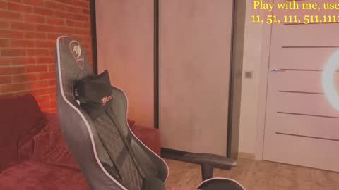 Everyday stream in the same time online show from February 2, 7:30 am