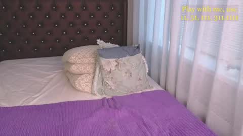 Snapshot of cute_darina chatting on June 5, 1:56 am Everyday stream in the same time online show from June 5, 1:56 am