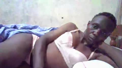 Snapshot of cute_divah4 chatting on May 5, 7:11 pm cute_divah4 online show from May 5, 7:11 pm