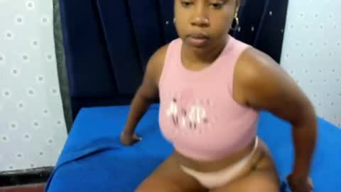 Snapshot of cute_ebony_18_ chatting on May 6, 12:21 pm cute_ebony_18_ online show from May 6, 12:21 pm