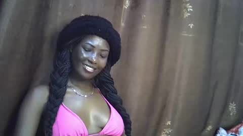 cute_emmy1 online show from November 6, 12:28 pm