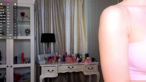 Anne online show from March 21, 8:19 am