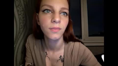 cute_foxis online show from May 27, 8:06 pm