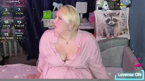 Snapshot of cute_hanna_bbw chatting on March 26, 8:25 pm Hanna online show from March 26, 8:25 pm