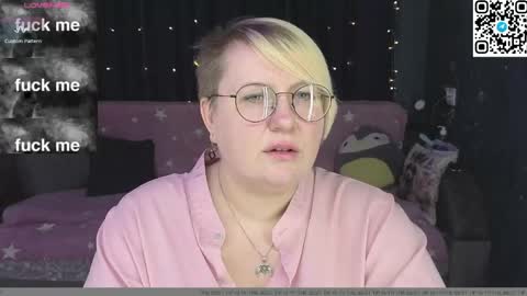 Snapshot of cute_hanna_bbw chatting on May 27, 7:00 pm Hanna online show from May 27, 7:00 pm