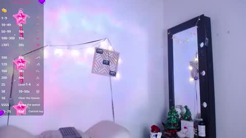 Cute horny1 online show from November 14, 1:59 am