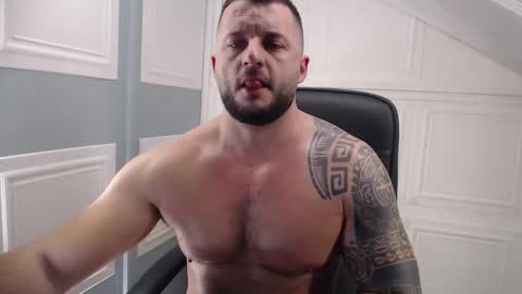 Snapshot of cute_johny01 chatting on February 14, 5:15 am Cute Johny01 online show from February 14, 5:15 am