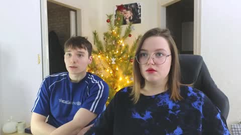 Snapshot of cute_junk chatting on January 15, 7:34 pm Kite and Jack online show from January 15, 7:34 pm