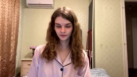 cute_kitte online show from October 19, 5:57 pm