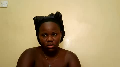 cute_latifah online show from March 14, 9:37 am