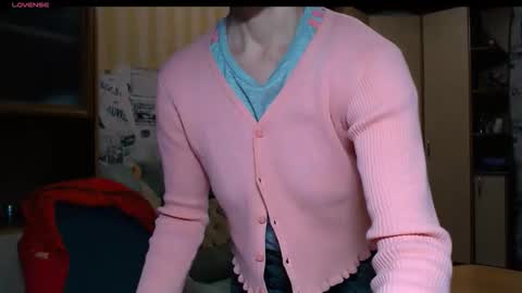 cute_lion_ online show from February 24, 2:37 pm