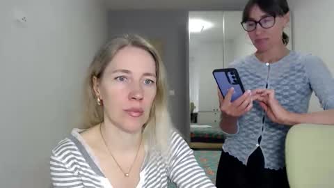 Snapshot of cute_lion_ chatting on May 8, 2:33 pm cute_lion_ online show from May 8, 2:33 pm