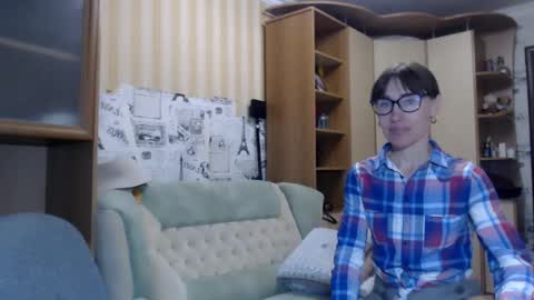 Snapshot of cute_lion_ chatting on June 1, 11:34 am cute_lion_ online show from June 1, 11:34 am