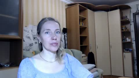 Snapshot of cute_lion_ chatting on June 13, 11:41 am cute_lion_ online show from June 13, 11:41 am