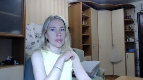 Snapshot of cute_lion_ chatting on July 13, 8:00 pm cute_lion_ online show from July 13, 8:00 pm