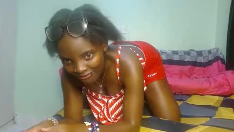 cute_lorna online show from March 28, 11:32 am