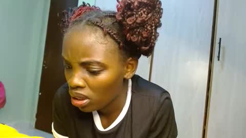 cute_lorna online show from April 28, 2:27 am