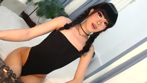 Snapshot of cute_maloi chatting on July 29, 7:50 am Jane online show from July 29, 7:50 am