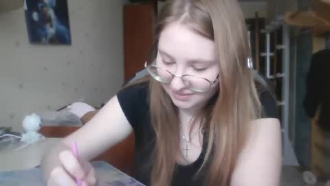 Veronica online show from March 10, 11:42 am