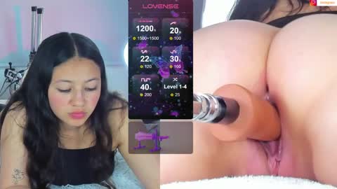 Snapshot of cute_mitsy chatting on April 26, 7:33 pm mitsy online show from April 26, 7:33 pm