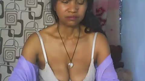 Snapshot of cute_moll chatting on May 10, 1:38 pm murielle online show from May 10, 1:38 pm