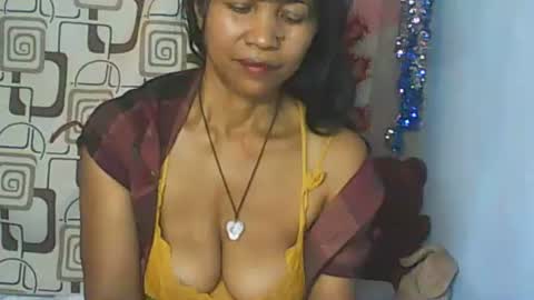 Snapshot of cute_moll chatting on May 26, 8:54 am murielle online show from May 26, 8:54 am