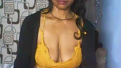 Snapshot of cute_moll chatting on June 19, 8:34 pm murielle online show from June 19, 8:34 pm