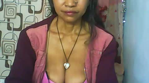 Snapshot of cute_moll chatting on July 18, 7:56 am murielle online show from July 18, 7:56 am