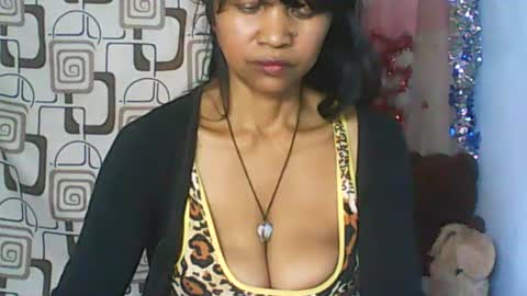 Snapshot of cute_moll chatting on July 25, 7:06 am murielle online show from July 25, 7:06 am