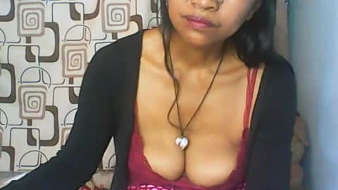 Snapshot of cute_moll chatting on August 3, 7:51 am murielle online show from August 3, 7:51 am