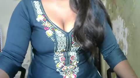 alia online show from May 7, 3:12 am
