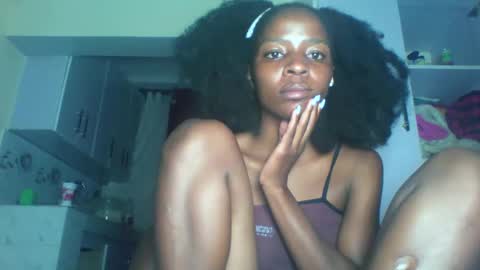 Snapshot of cute_sexy3 chatting on May 15, 11:01 pm SHARON online show from May 15, 11:01 pm