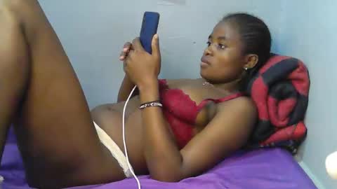 Snapshot of cute_shaniz chatting on October 22, 6:40 pm cute_shaniz online show from October 22, 6:40 pm