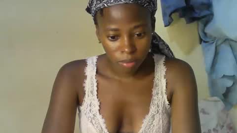 cute_sonny online show from May 24, 7:19 pm