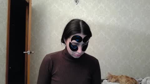 Snapshot of cute_strawberry_ chatting on December 10, 4:56 am cute_strawberry_ online show from December 10, 4:56 am