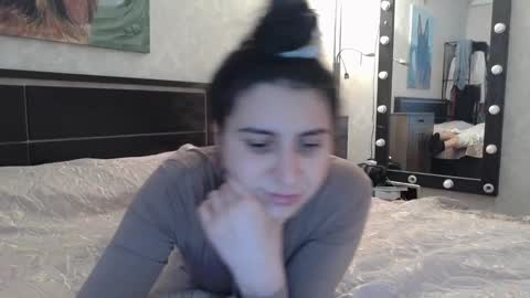 Snapshot of cute_strawberry_ chatting on December 18, 1:02 pm cute_strawberry_ online show from December 18, 1:02 pm