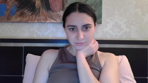 Snapshot of cute_strawberry_ chatting on December 20, 5:40 pm cute_strawberry_ online show from December 20, 5:40 pm