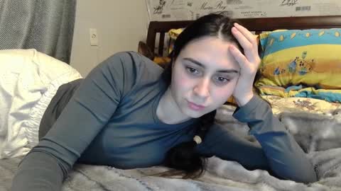 Snapshot of cute_strawberry_ chatting on December 30, 8:36 pm cute_strawberry_ online show from December 30, 8:36 pm